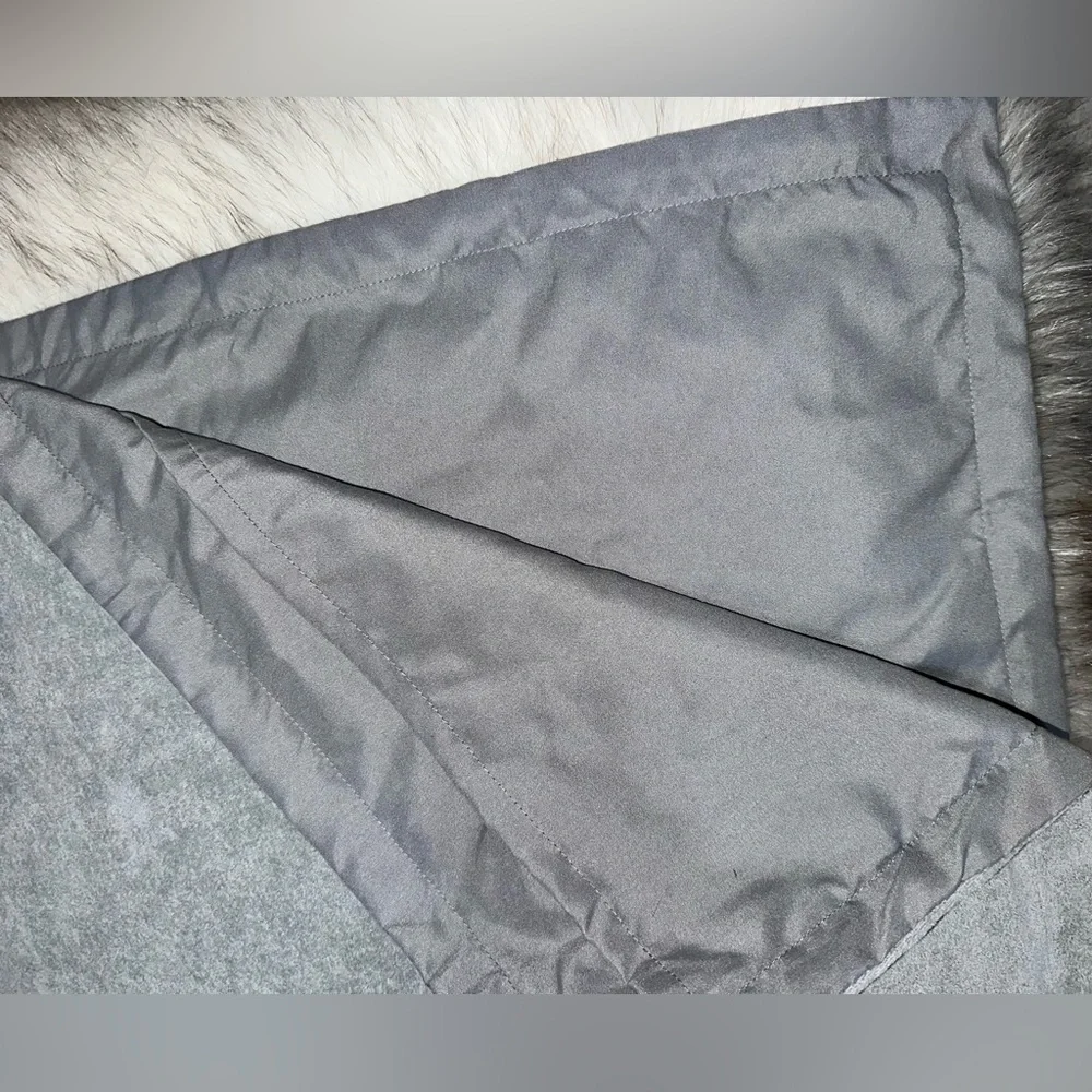 NWOT Grey Chenille Pillow Cover
